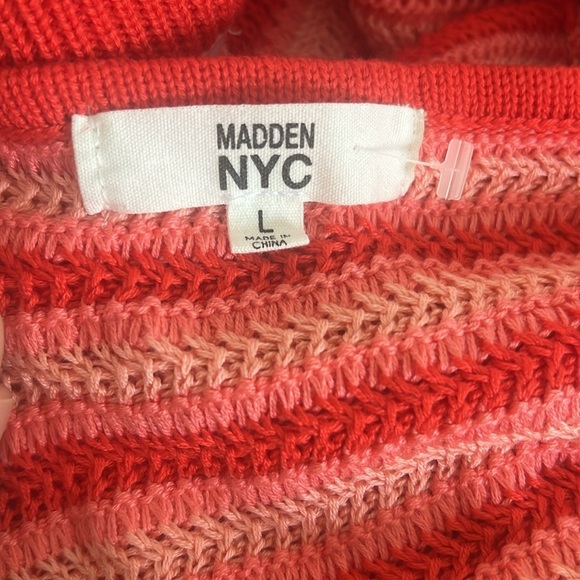 Madden NYC Red and White Striped crocheted 2 piece Romper - Picture 3 of 6